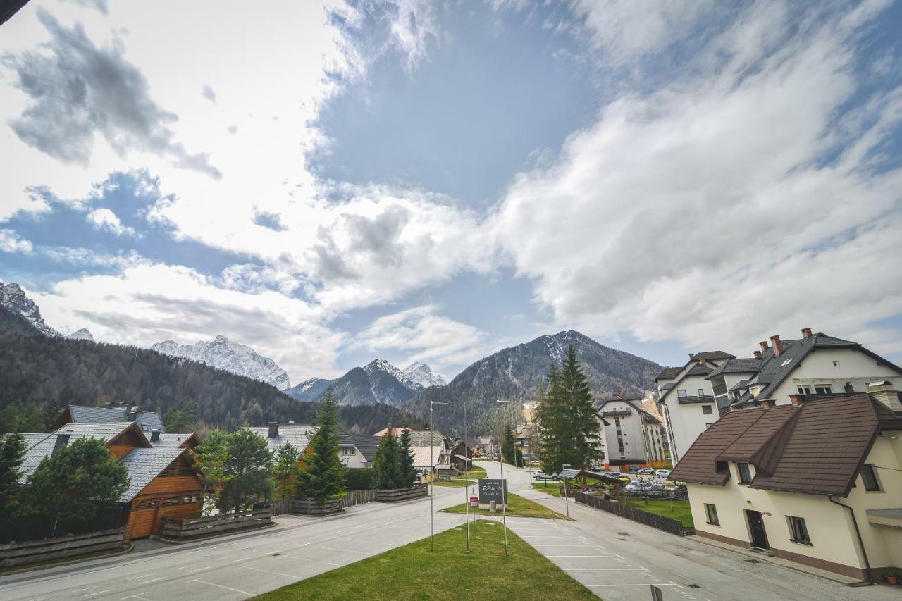 Klass 210 Kranjska Gora Buitenkant foto